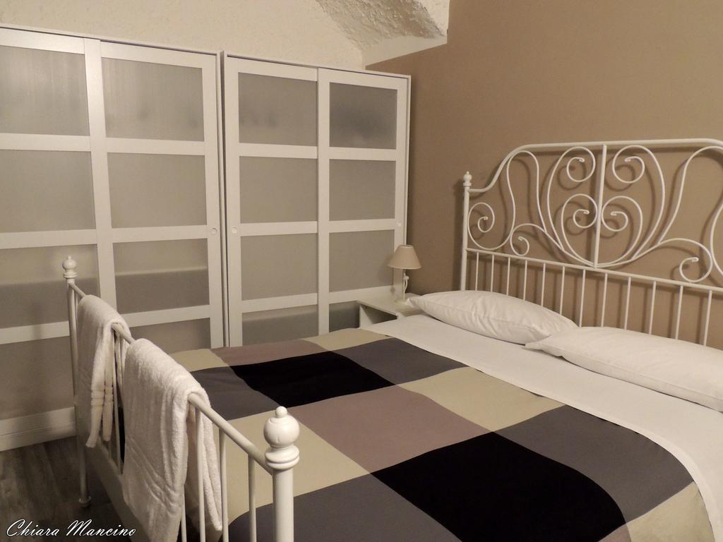 La Casa Del Colonnello Hotell Vercelli Eksteriør bilde
